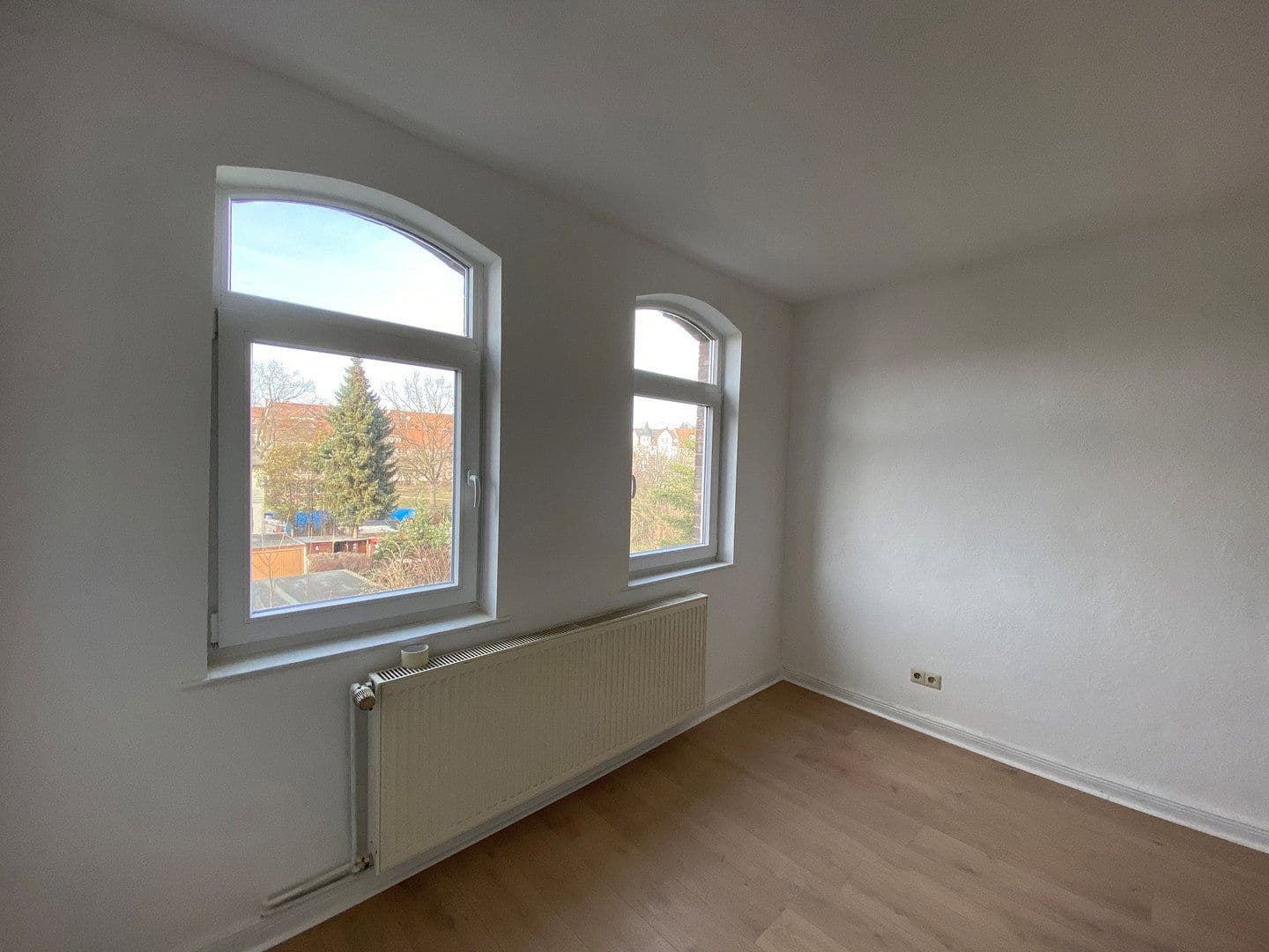 Prenájom bytu 4-izbový 104 m², Leunisstraße 2, Hildesheim, Dolné Sasko Prenájom bytu 4-izbový 104 m², Leunisstraße 2, Hildesheim, Dolné Sasko