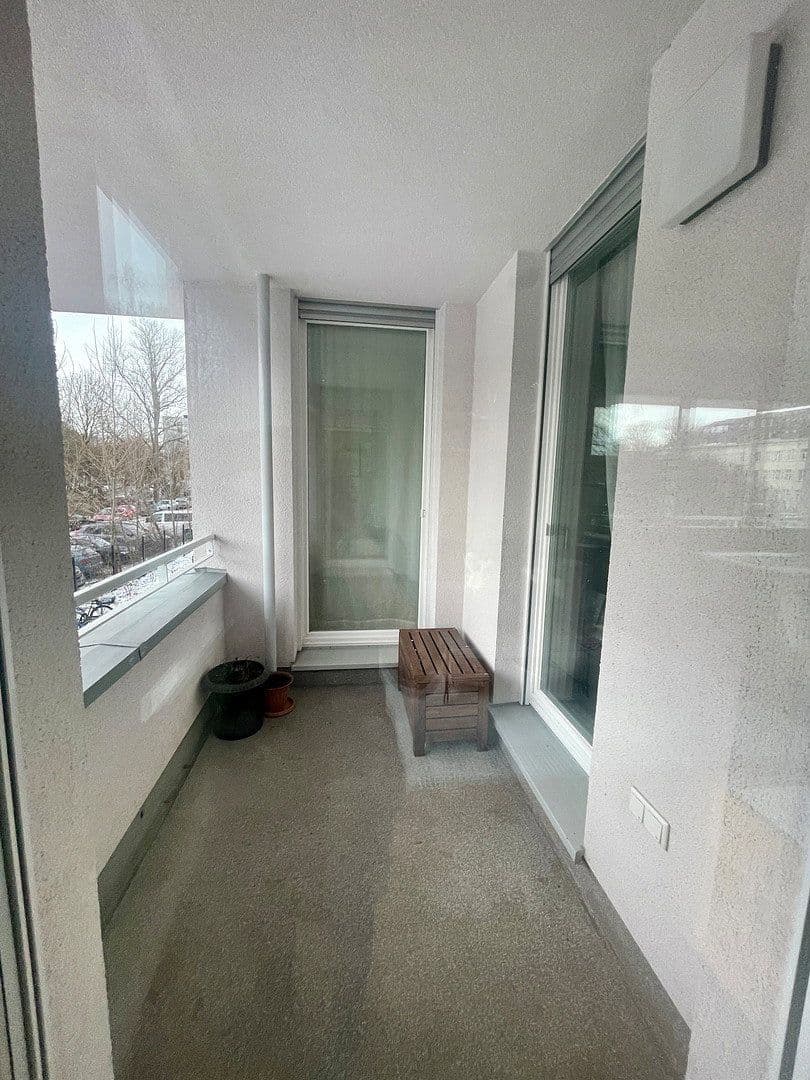 Prenájom bytu 4-izbový 124 m², Berlin, Berlín Prenájom bytu 4-izbový 124 m², Berlin, Berlín