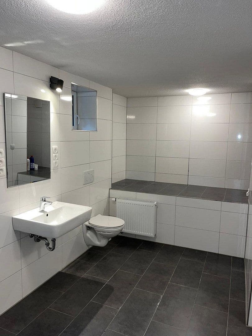 Predaj nebytového priestoru 1.150 m², Schwerte, Severné Porýnie - Westfálsko Predaj nebytového priestoru 1.150 m², Schwerte, Severné Porýnie - Westfálsko