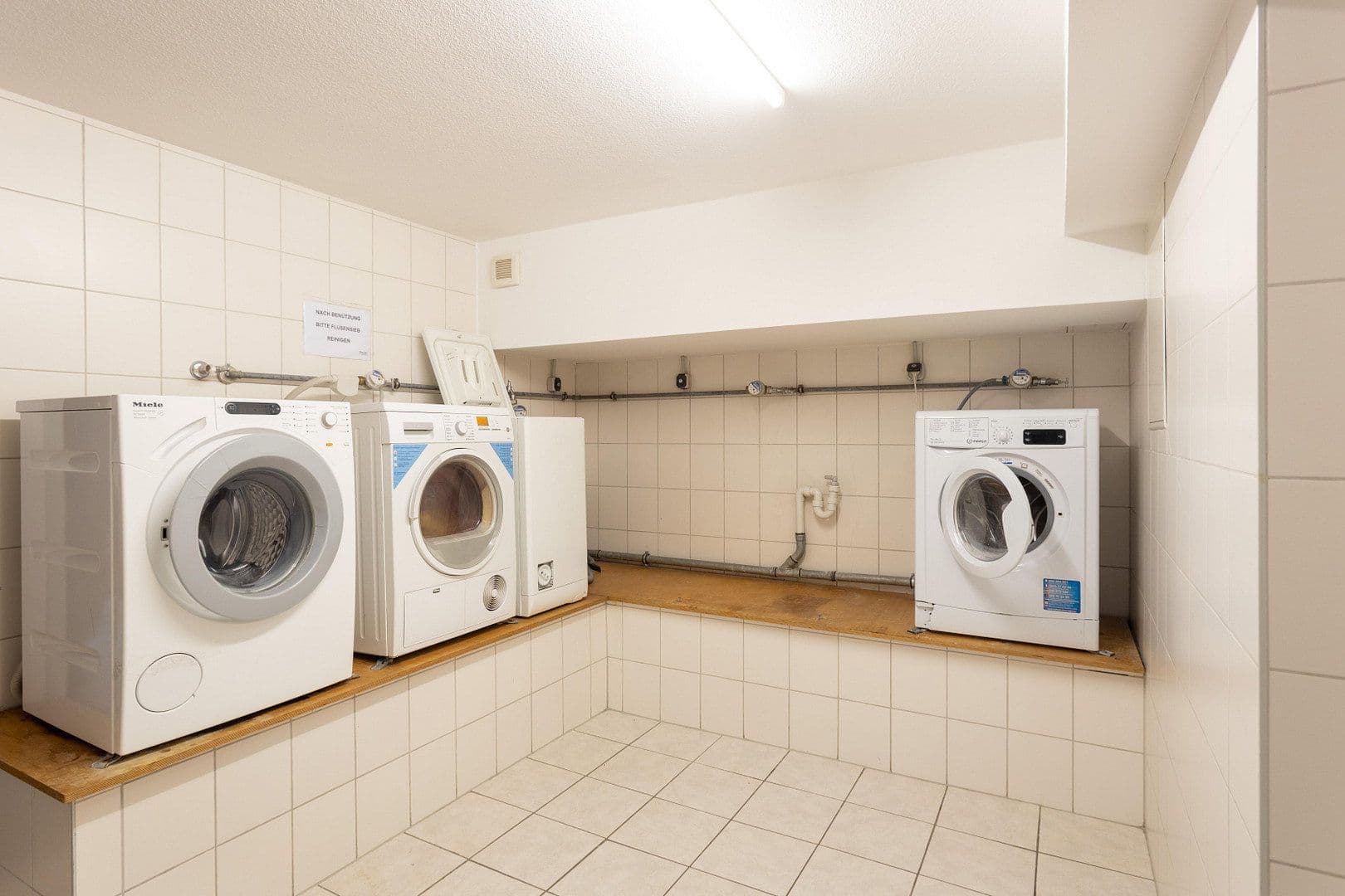 Predaj domu 824 m², pozemok 339 m², München, Bavorsko Predaj domu 824 m², pozemok 339 m², München, Bavorsko