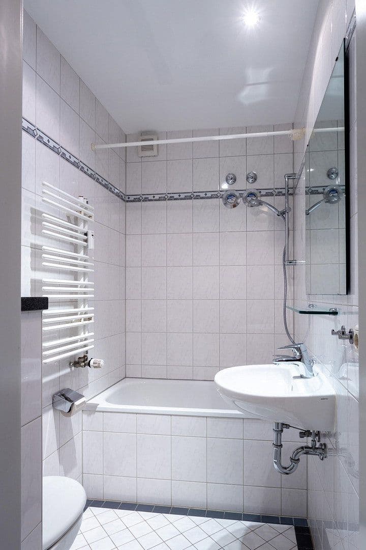 Predaj domu 824 m², pozemok 339 m², München, Bavorsko Predaj domu 824 m², pozemok 339 m², München, Bavorsko