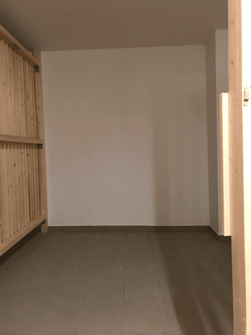 Prenájom nebytového priestoru 25 m², Schäftlarn/Ebenhausen, Bavorsko Prenájom nebytového priestoru 25 m², Schäftlarn/Ebenhausen, Bavorsko