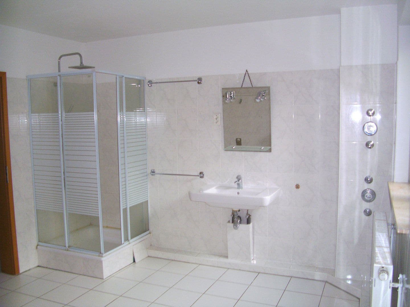 Predaj domu 428 m², pozemok 800 m², Neumünster, Šlezvicko-Holštajnsko Predaj domu 428 m², pozemok 800 m², Neumünster, Šlezvicko-Holštajnsko