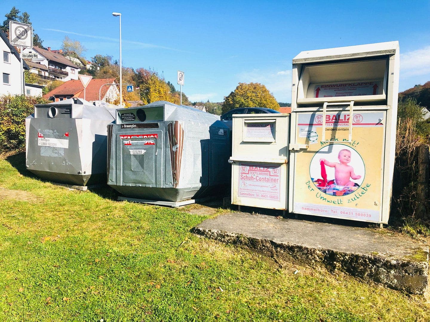 Prenájom bytu 3-izbový 140 m², Emsbach Str.38, Waldems, Hesensko Prenájom bytu 3-izbový 140 m², Emsbach Str.38, Waldems, Hesensko