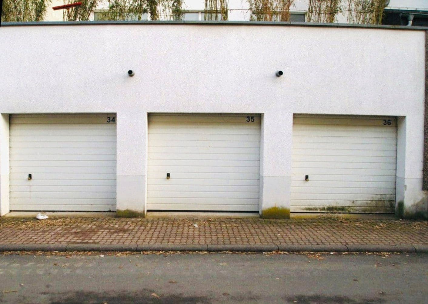Prenájom bytu 3-izbový 140 m², Emsbach Str.38, Waldems, Hesensko Prenájom bytu 3-izbový 140 m², Emsbach Str.38, Waldems, Hesensko