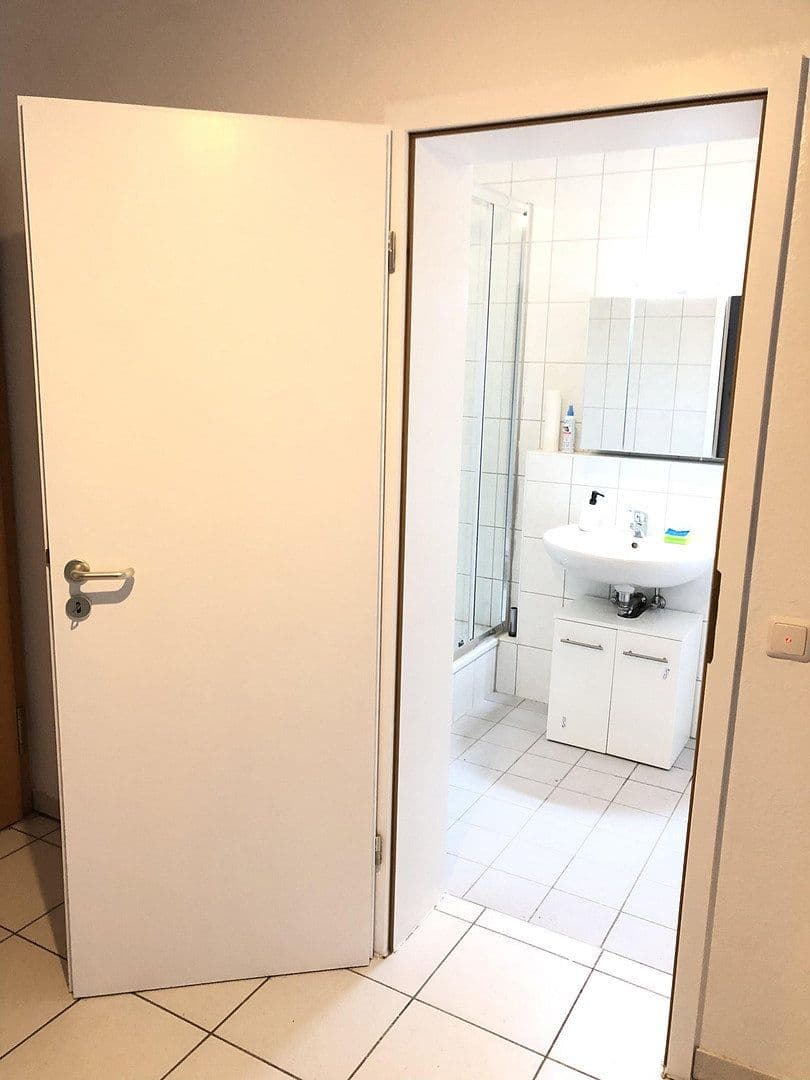 Prenájom bytu 3-izbový 140 m², Emsbach Str.38, Waldems, Hesensko Prenájom bytu 3-izbový 140 m², Emsbach Str.38, Waldems, Hesensko