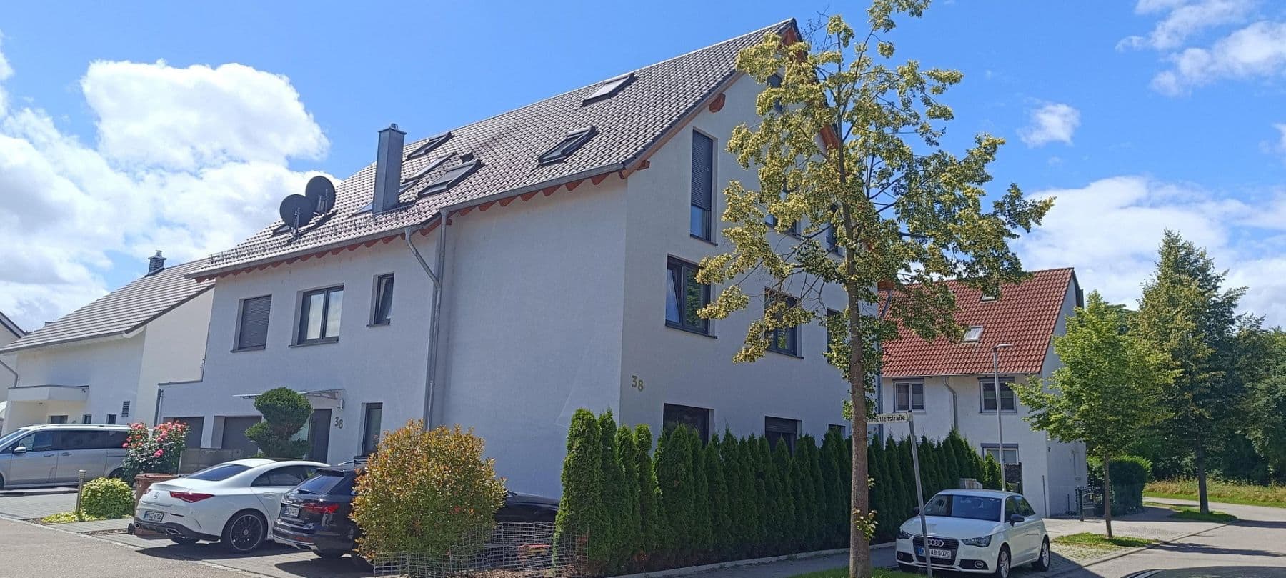 Prenájom bytu 4-izbový 96 m², Heilbronn / Biberach, Bádensko-Wurttembersko Prenájom bytu 4-izbový 96 m², Heilbronn / Biberach, Bádensko-Wurttembersko