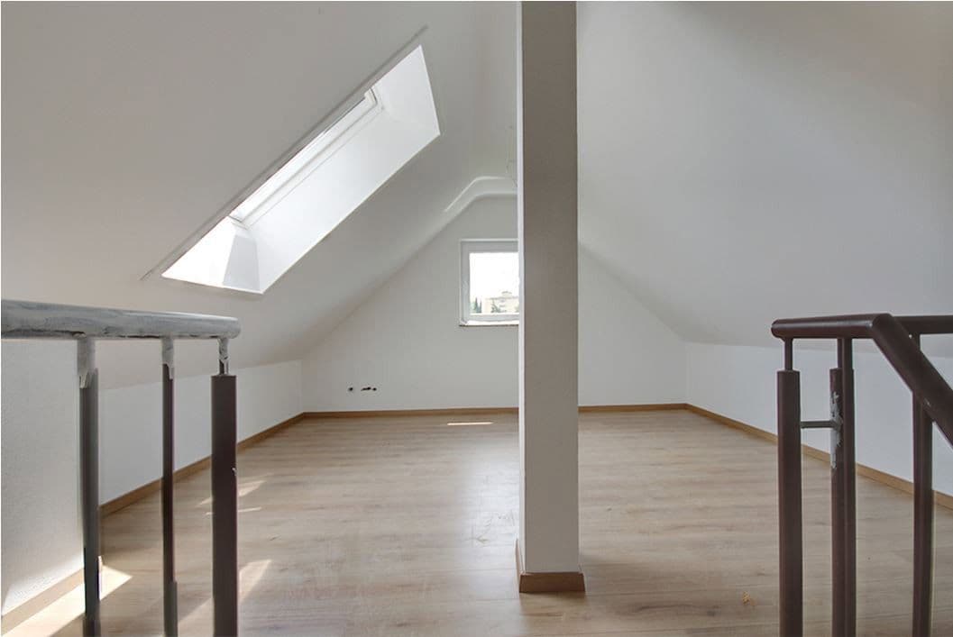Prenájom bytu 4-izbový 96 m², Heilbronn / Biberach, Bádensko-Wurttembersko Prenájom bytu 4-izbový 96 m², Heilbronn / Biberach, Bádensko-Wurttembersko