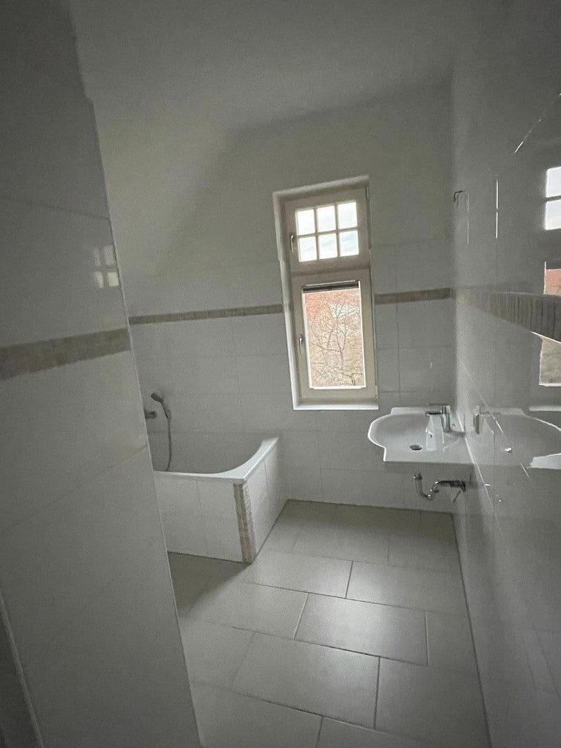 Prenájom bytu 3-izbový 74 m², Stresemannstrasse 16, Quedlinburg, Sasko-Anhaltsko Prenájom bytu 3-izbový 74 m², Stresemannstrasse 16, Quedlinburg, Sasko-Anhaltsko