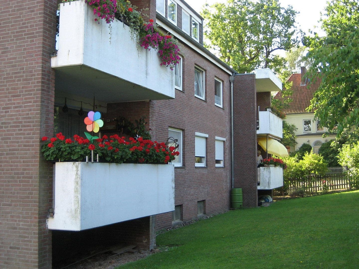 Prenájom bytu 4-izbový 94 m², Barsinghausen, Dolné Sasko Prenájom bytu 4-izbový 94 m², Barsinghausen, Dolné Sasko