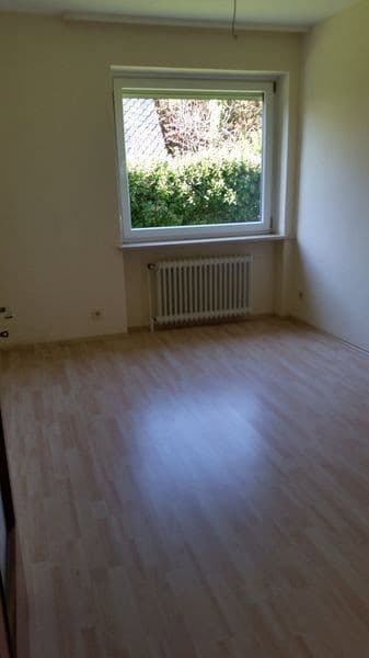 Prenájom bytu 4-izbový 94 m², Barsinghausen, Dolné Sasko Prenájom bytu 4-izbový 94 m², Barsinghausen, Dolné Sasko