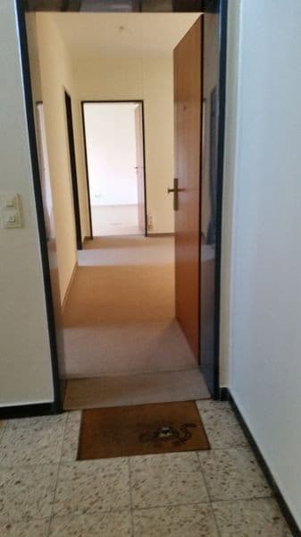 Prenájom bytu 4-izbový 94 m², Barsinghausen, Dolné Sasko Prenájom bytu 4-izbový 94 m², Barsinghausen, Dolné Sasko
