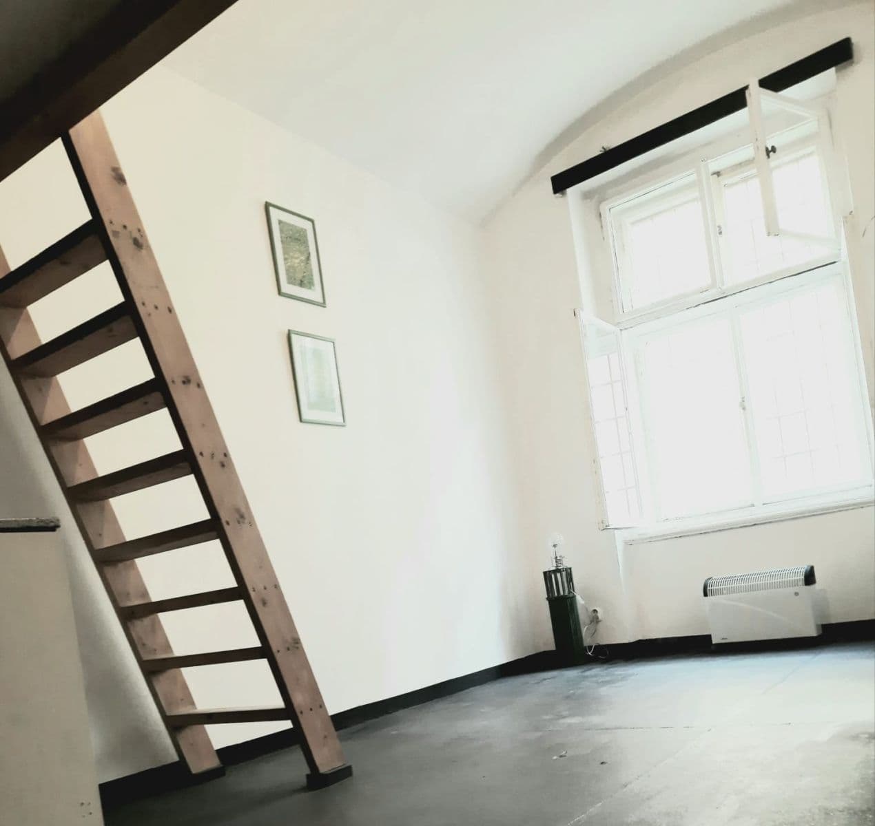 Prenájom bytu 1-izbový 29 m², Krásova, Praha, Praha Prenájom bytu 1-izbový 29 m², Krásova, Praha, Praha