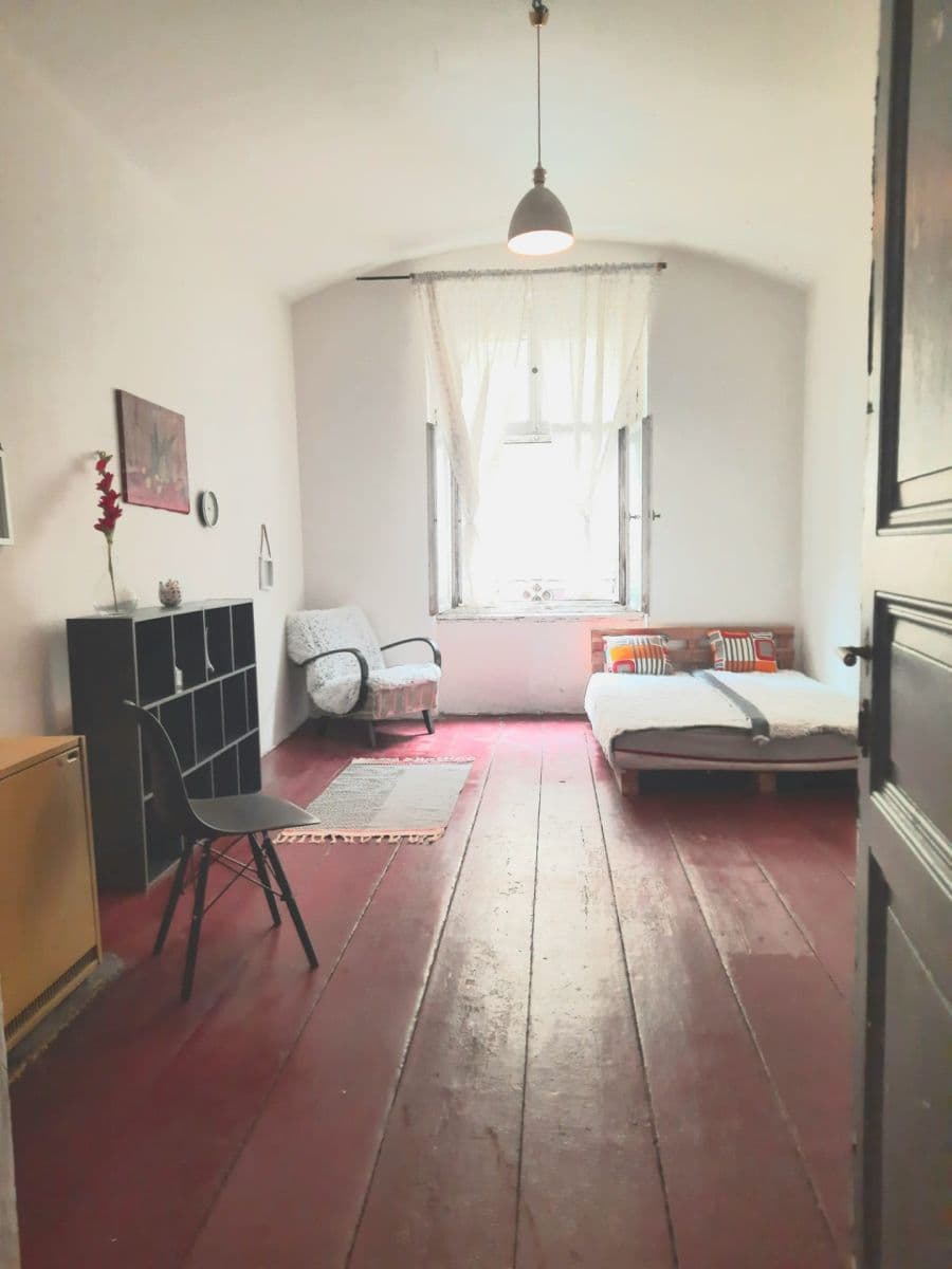 Prenájom bytu 2-izbový 65 m², Krásova, Praha, Praha Prenájom bytu 2-izbový 65 m², Krásova, Praha, Praha