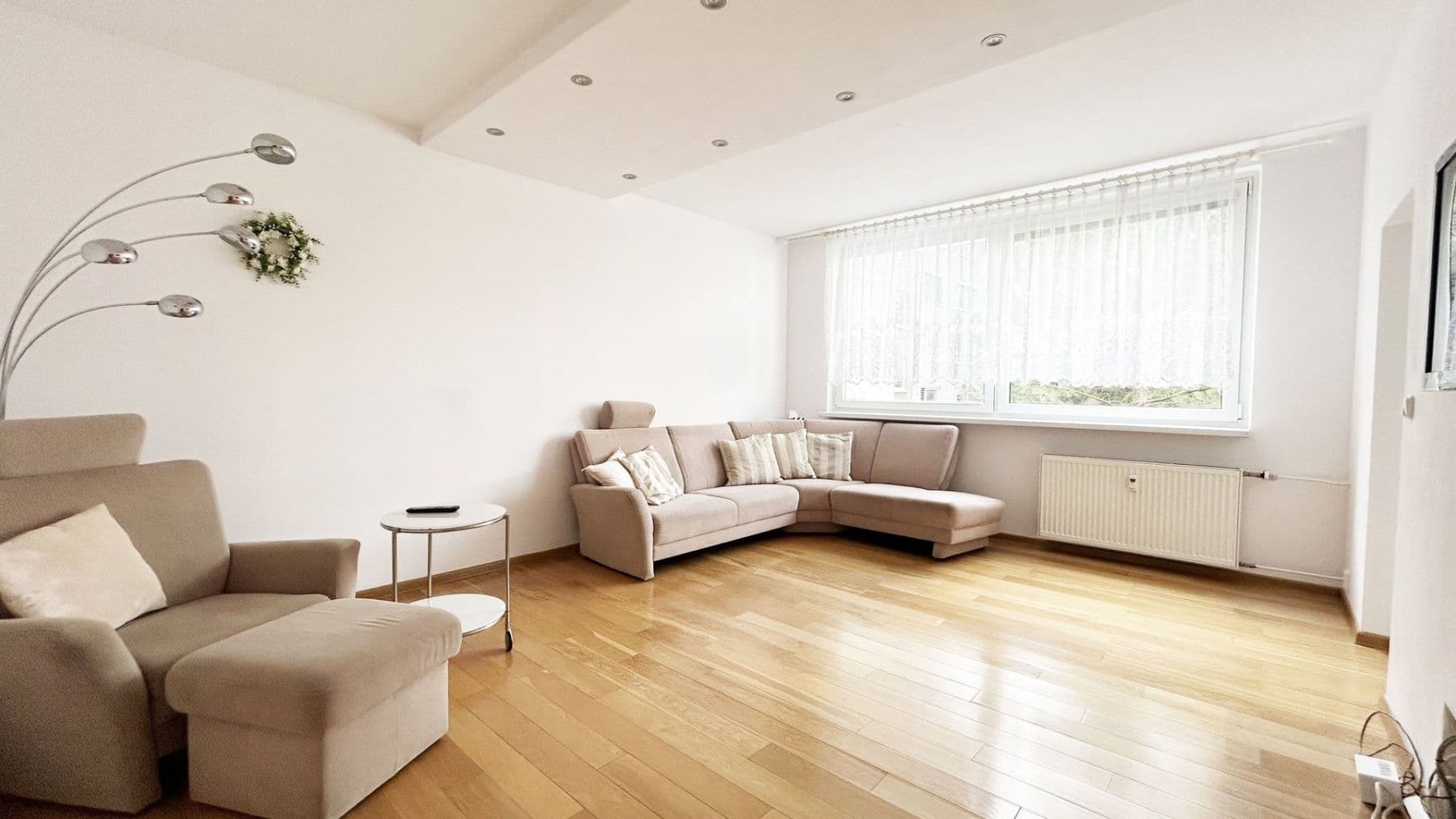 Prenájom bytu 3-izbový 69 m², Machatého, Praha, Praha Prenájom bytu 3-izbový 69 m², Machatého, Praha, Praha