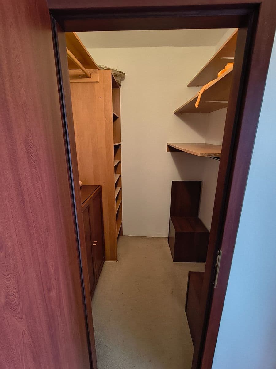 Predaj bytu 2-izbový 55 m², Chlebovická, Praha, Praha Predaj bytu 2-izbový 55 m², Chlebovická, Praha, Praha