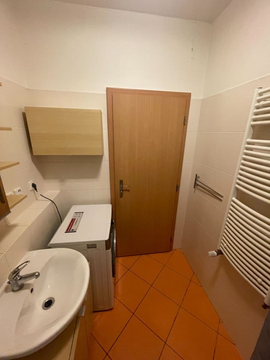 Predaj bytu 1-izbový 31 m², Marie Podvalové, Praha, Praha Predaj bytu 1-izbový 31 m², Marie Podvalové, Praha, Praha
