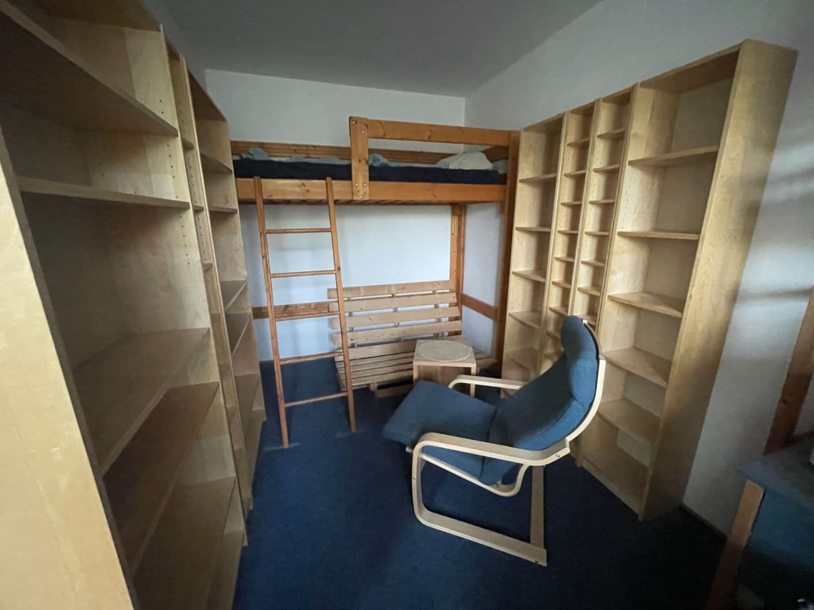 Predaj bytu 1-izbový 31 m², Marie Podvalové, Praha, Praha Predaj bytu 1-izbový 31 m², Marie Podvalové, Praha, Praha