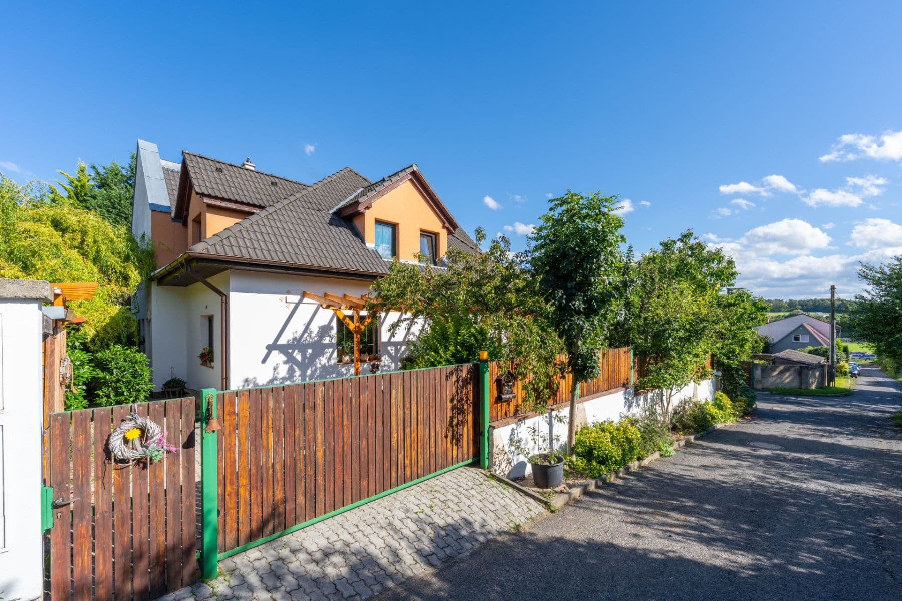 Predaj domu 240 m², pozemok 332 m², Heyrovského, Velké Přílepy, Středočeský kraj Predaj domu 240 m², pozemok 332 m², Heyrovského, Velké Přílepy, Středočeský kraj