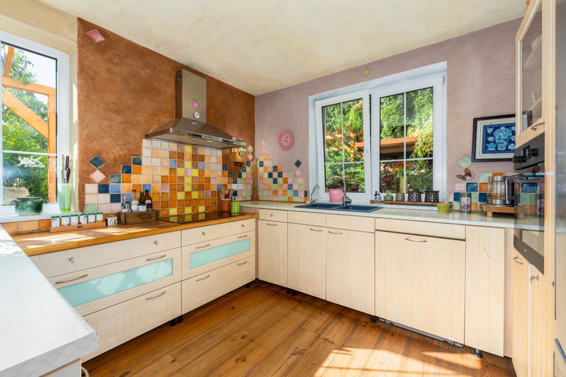 Predaj domu 240 m², pozemok 332 m², Heyrovského, Velké Přílepy, Středočeský kraj Predaj domu 240 m², pozemok 332 m², Heyrovského, Velké Přílepy, Středočeský kraj