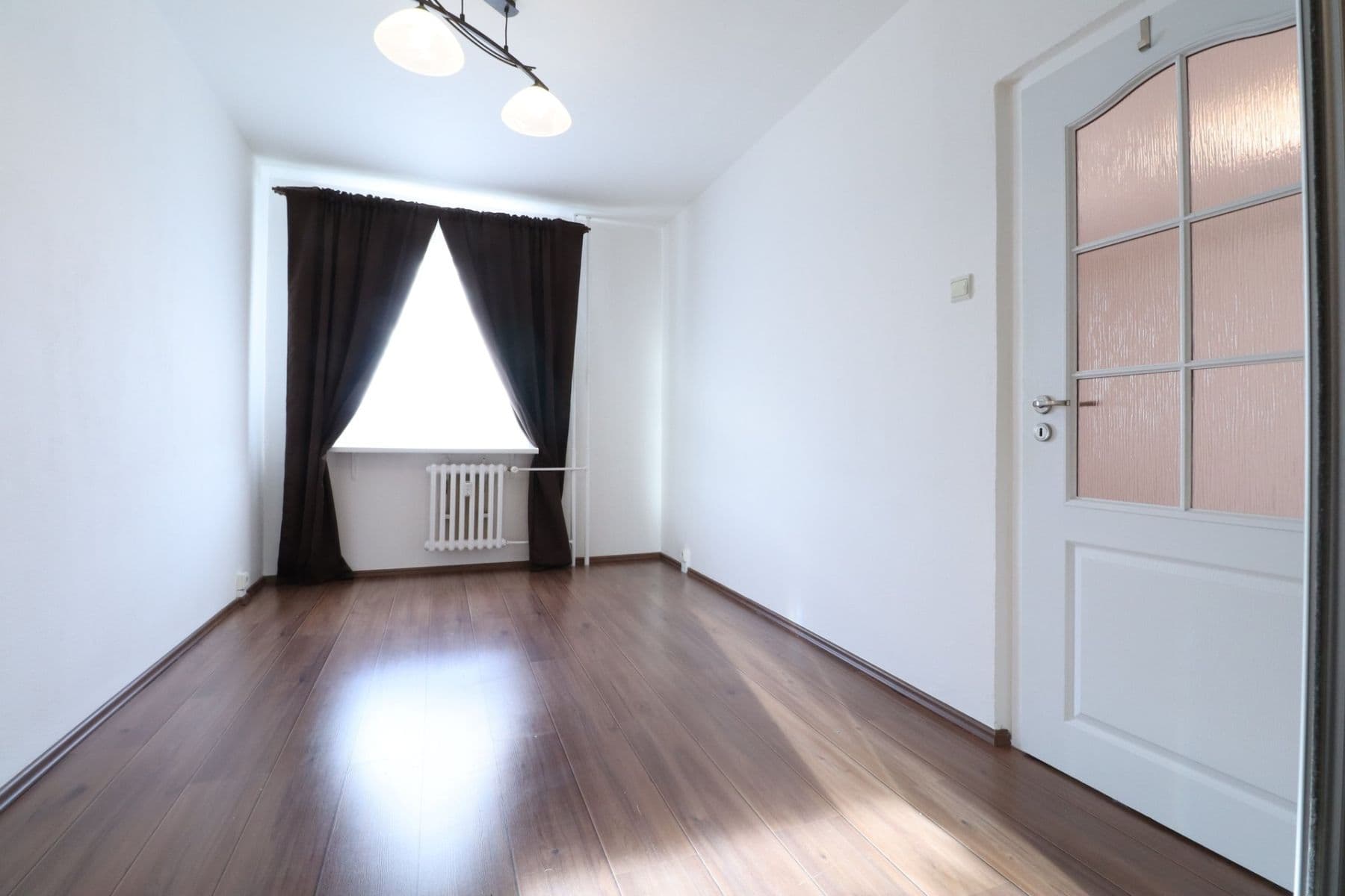 Prenájom bytu 3-izbový 72 m², Hnězdenská, Praha, Praha Prenájom bytu 3-izbový 72 m², Hnězdenská, Praha, Praha