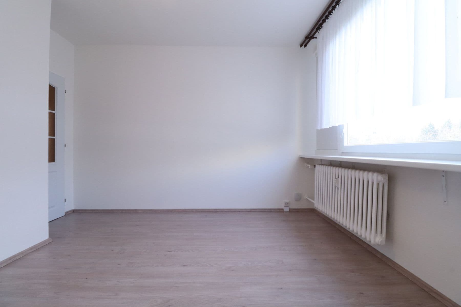 Prenájom bytu 3-izbový 72 m², Hnězdenská, Praha, Praha Prenájom bytu 3-izbový 72 m², Hnězdenská, Praha, Praha