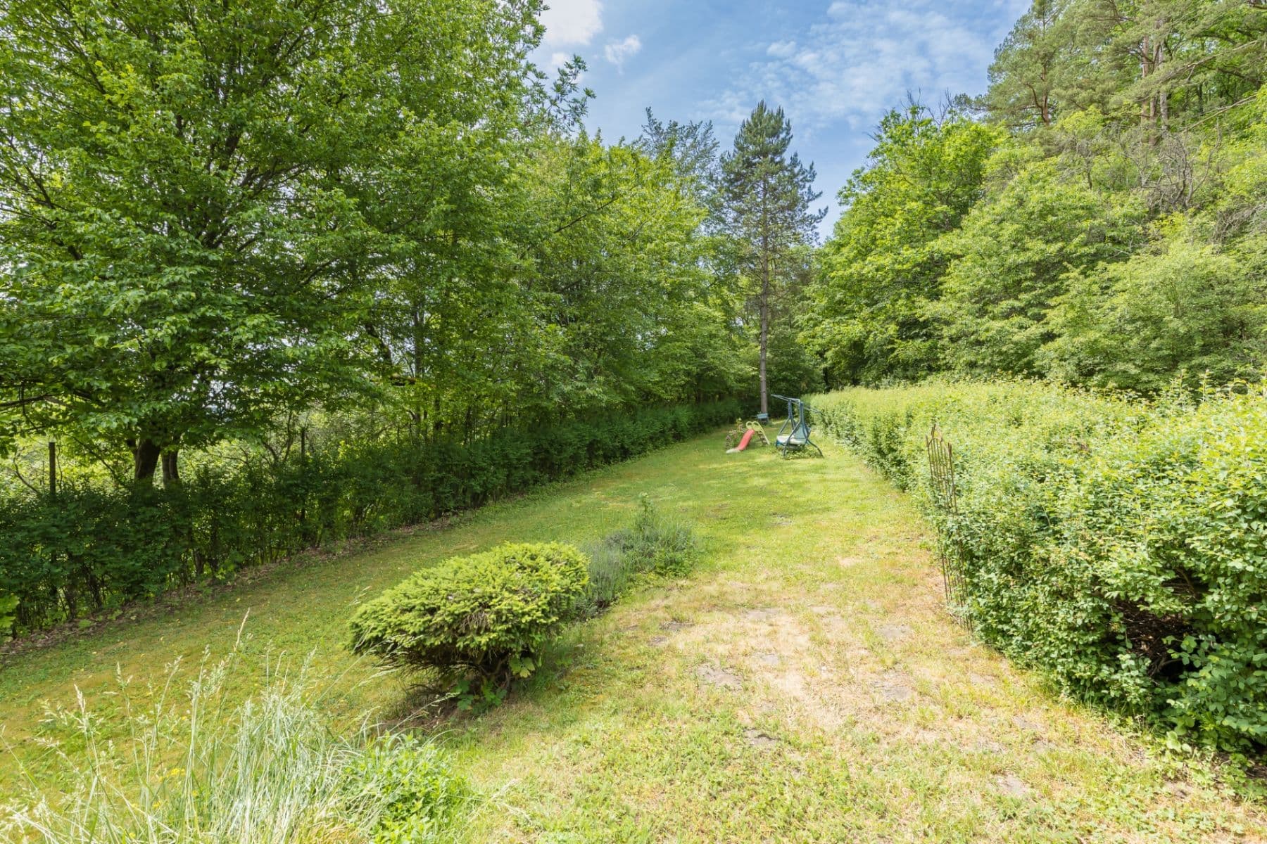 Predaj domu 145 m², pozemok 5.188 m², Medonosy, Středočeský kraj Predaj domu 145 m², pozemok 5.188 m², Medonosy, Středočeský kraj