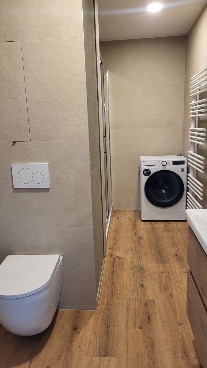 Prenájom bytu 2-izbový 45 m², Ukrajinská, Brno, Jihomoravský kraj Prenájom bytu 2-izbový 45 m², Ukrajinská, Brno, Jihomoravský kraj
