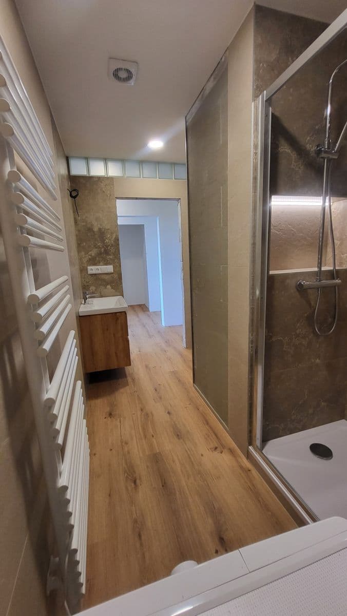 Prenájom bytu 2-izbový 45 m², Ukrajinská, Brno, Jihomoravský kraj Prenájom bytu 2-izbový 45 m², Ukrajinská, Brno, Jihomoravský kraj