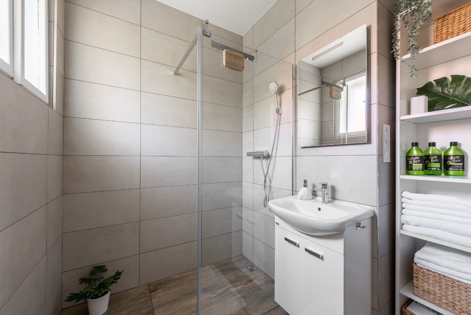 Prenájom domu 74 m², pozemok 278 m², Severní V, Praha, Praha Prenájom domu 74 m², pozemok 278 m², Severní V, Praha, Praha