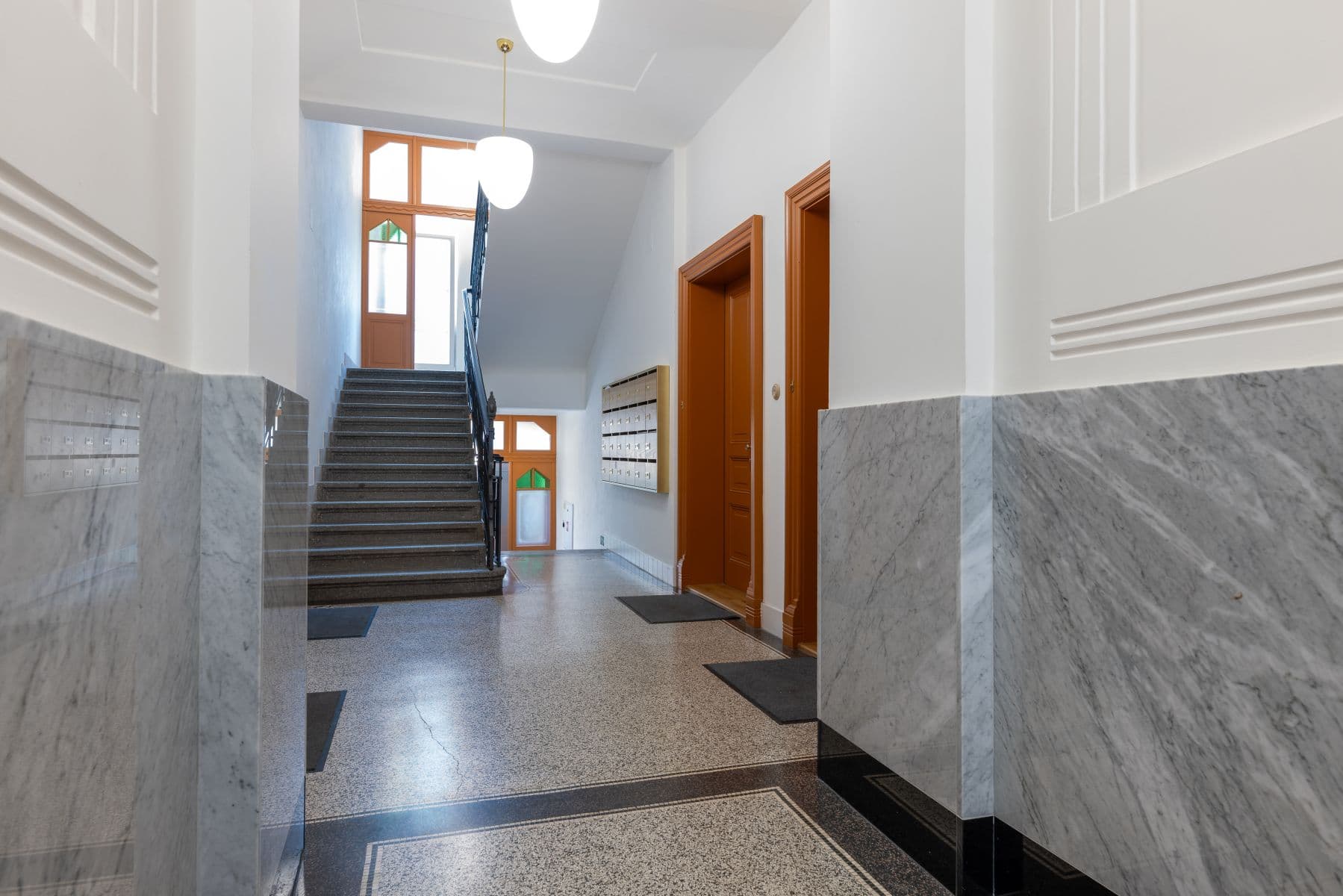Prenájom bytu 60 m², Mánesova, Praha, Praha Prenájom bytu 60 m², Mánesova, Praha, Praha