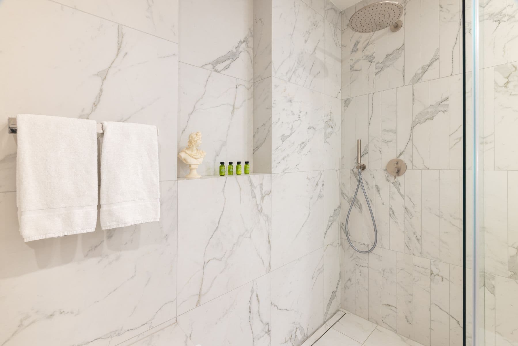 Prenájom bytu 60 m², Mánesova, Praha, Praha Prenájom bytu 60 m², Mánesova, Praha, Praha