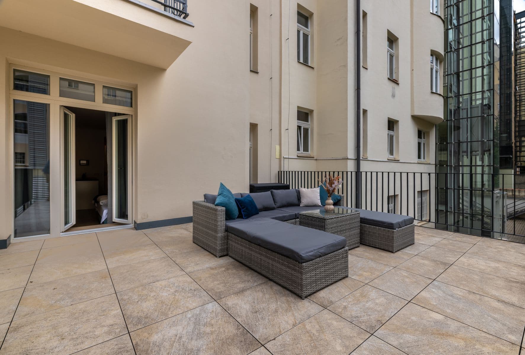 Prenájom bytu 60 m², Mánesova, Praha, Praha Prenájom bytu 60 m², Mánesova, Praha, Praha