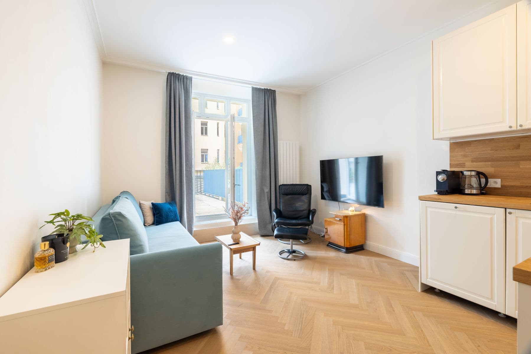 Prenájom bytu 60 m², Mánesova, Praha, Praha Prenájom bytu 60 m², Mánesova, Praha, Praha