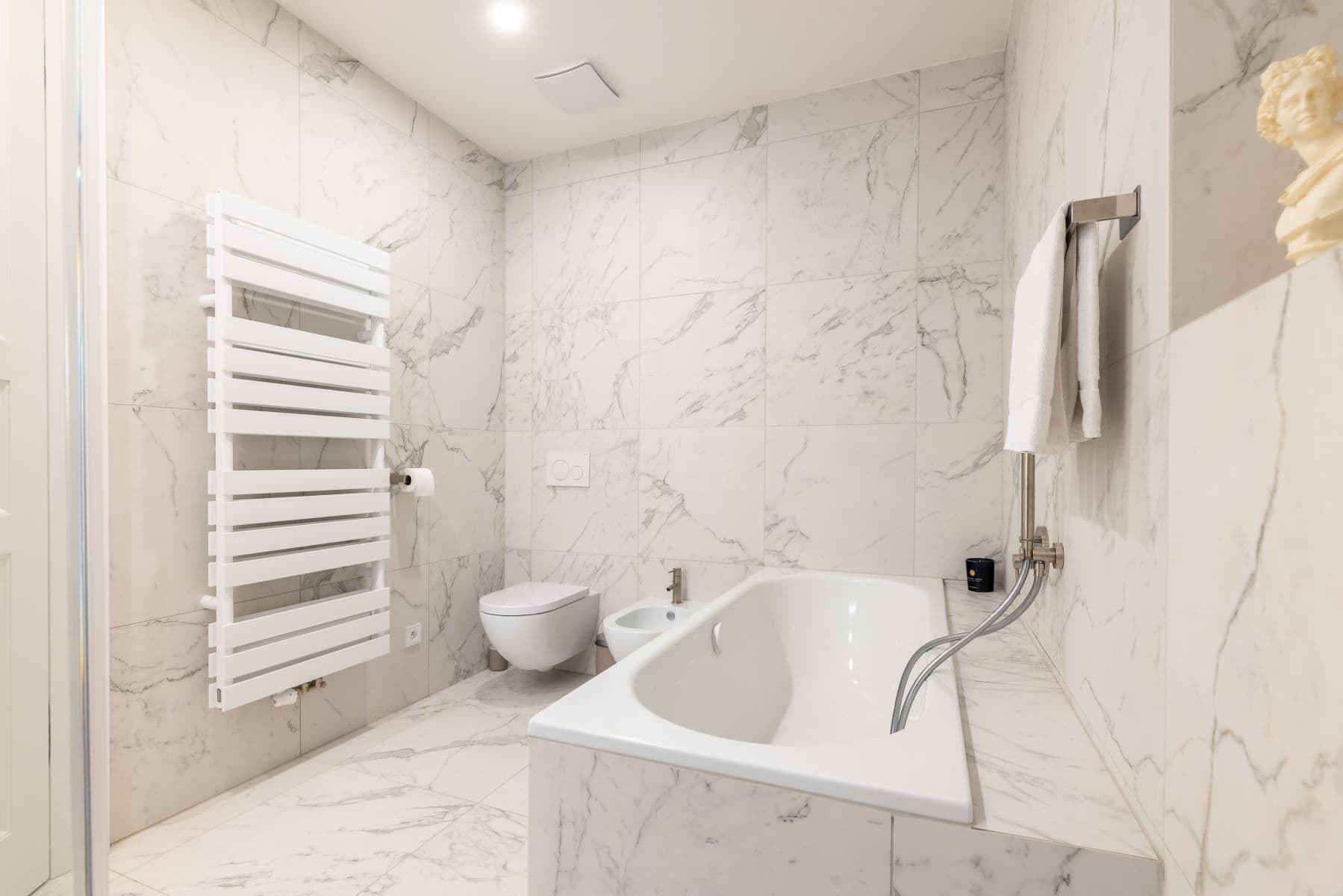 Prenájom bytu 60 m², Mánesova, Praha, Praha Prenájom bytu 60 m², Mánesova, Praha, Praha