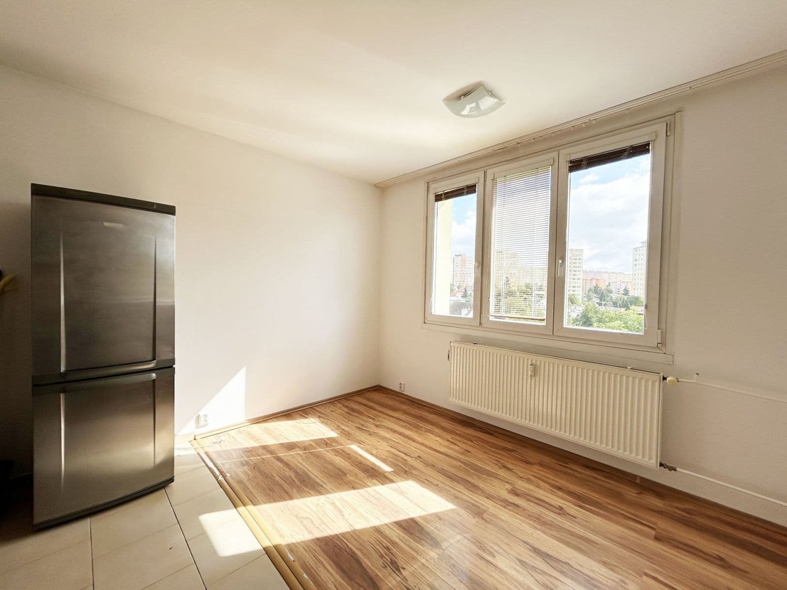 Prenájom bytu 2-izbový 36 m², Zvolská, Praha, Praha Prenájom bytu 2-izbový 36 m², Zvolská, Praha, Praha