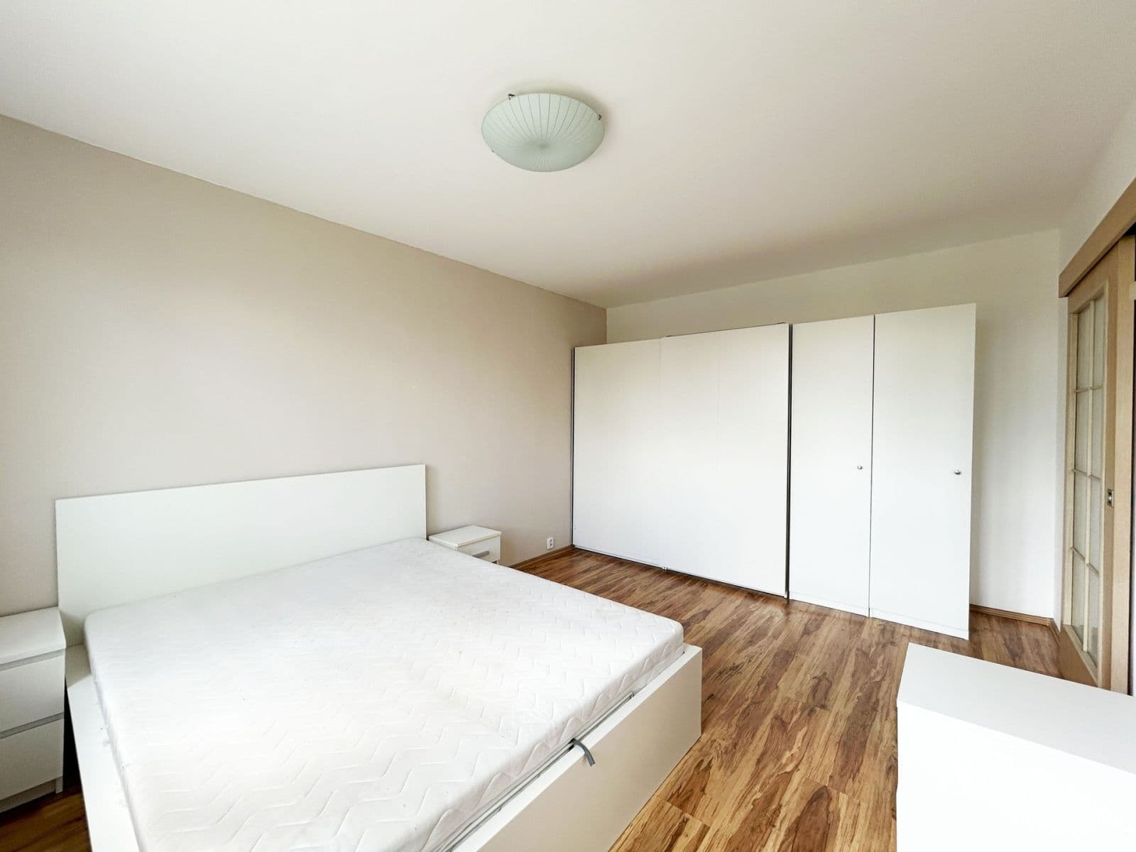 Prenájom bytu 2-izbový 36 m², Zvolská, Praha, Praha Prenájom bytu 2-izbový 36 m², Zvolská, Praha, Praha