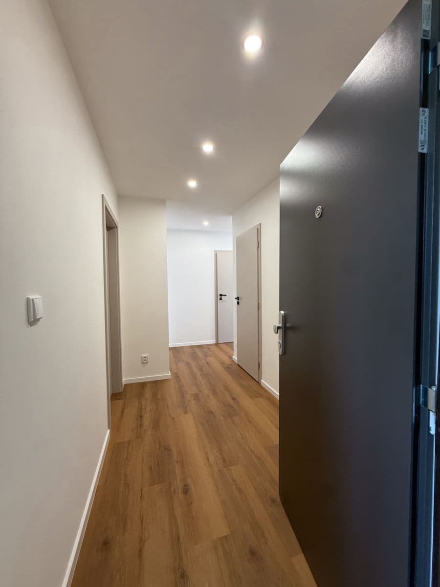Predaj bytu 3-izbový 74 m², Karla Čapka, Nymburk, Středočeský kraj Predaj bytu 3-izbový 74 m², Karla Čapka, Nymburk, Středočeský kraj