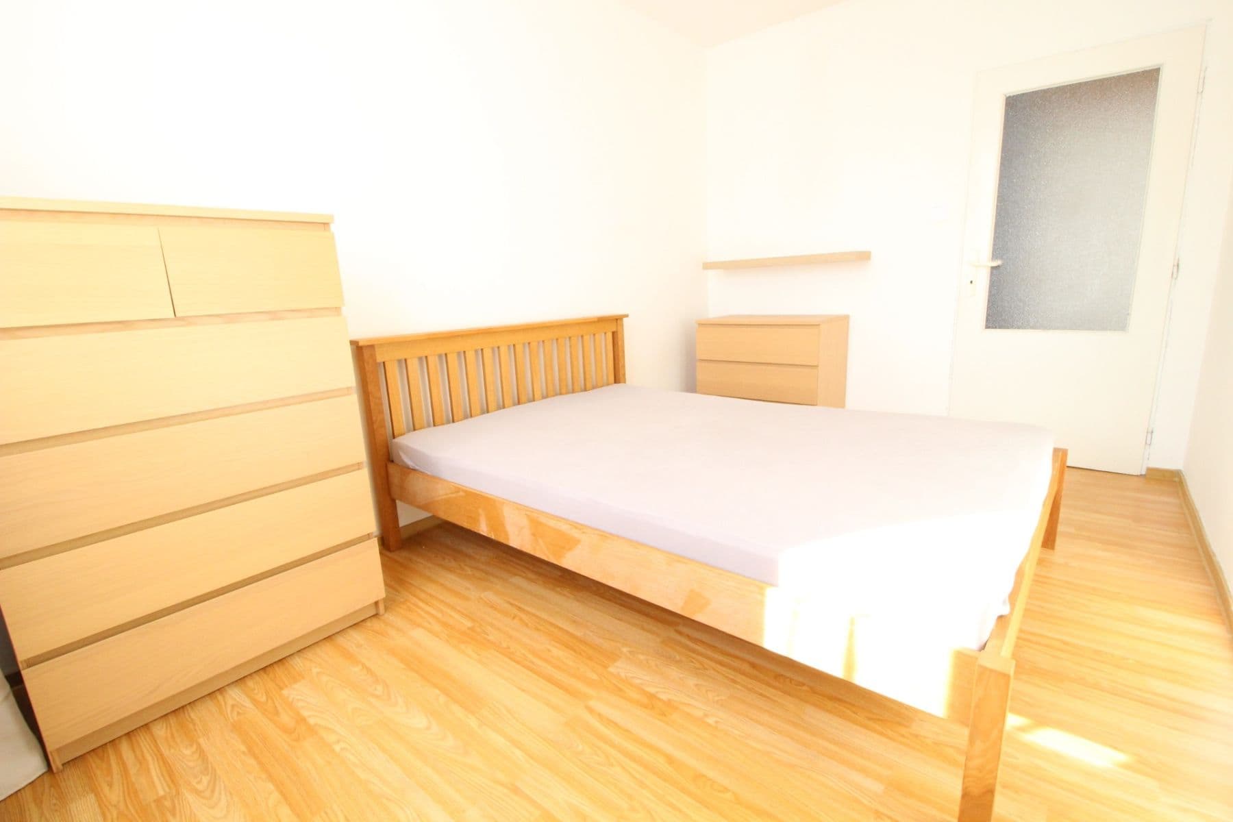 Prenájom bytu 2-izbový 47 m², Malkovského, Praha, Praha Prenájom bytu 2-izbový 47 m², Malkovského, Praha, Praha