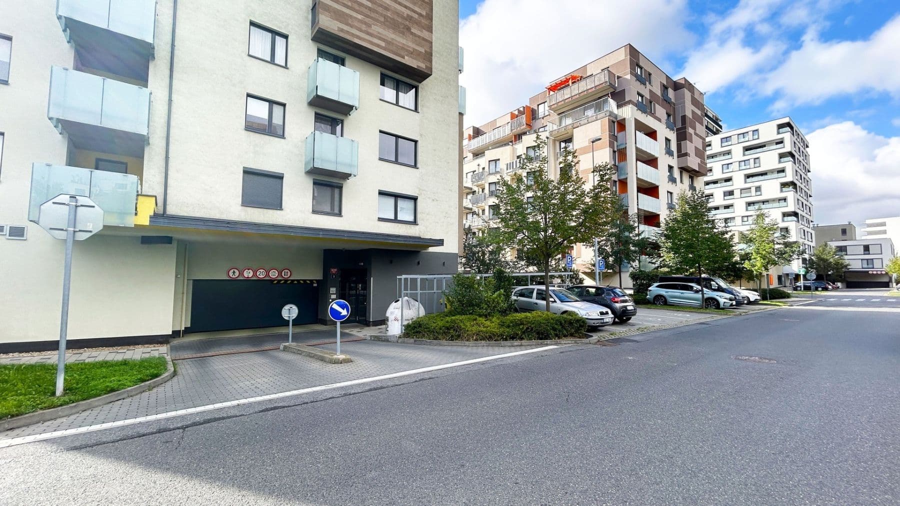 Prenájom bytu 2-izbový 46 m², Svitákova, Praha, Praha Prenájom bytu 2-izbový 46 m², Svitákova, Praha, Praha