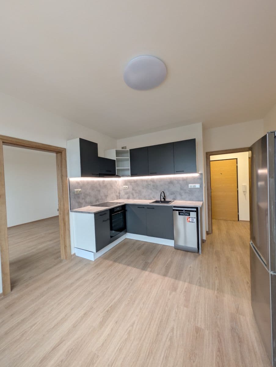 Prenájom bytu 2-izbový 36 m², Kazimírova, Praha, Praha Prenájom bytu 2-izbový 36 m², Kazimírova, Praha, Praha