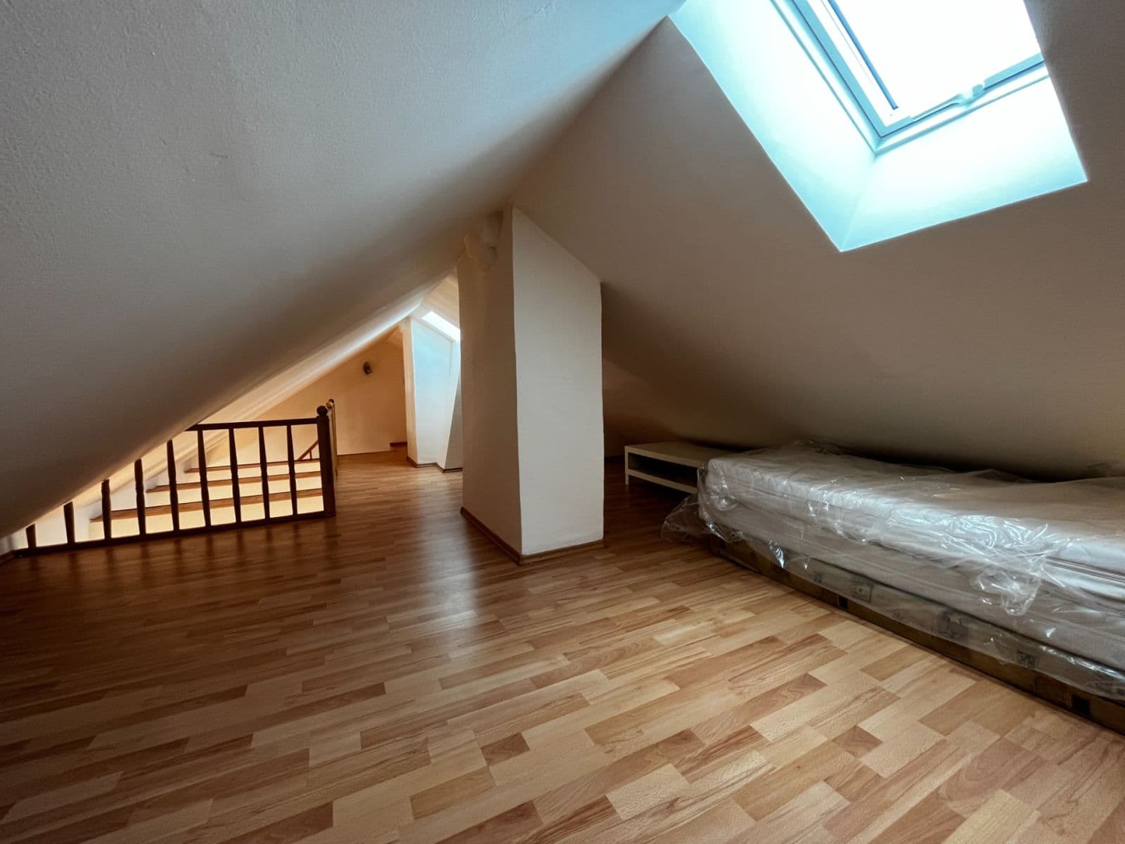 Prenájom bytu 2-izbový 52 m², Kováků, Praha, Praha Prenájom bytu 2-izbový 52 m², Kováků, Praha, Praha