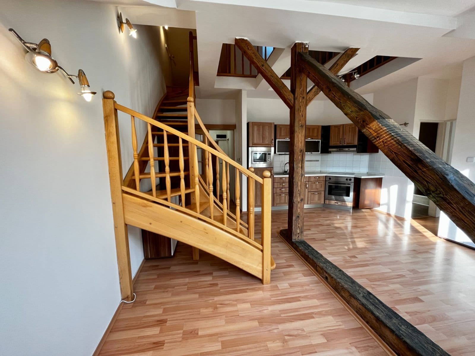 Prenájom bytu 2-izbový 52 m², Kováků, Praha, Praha Prenájom bytu 2-izbový 52 m², Kováků, Praha, Praha