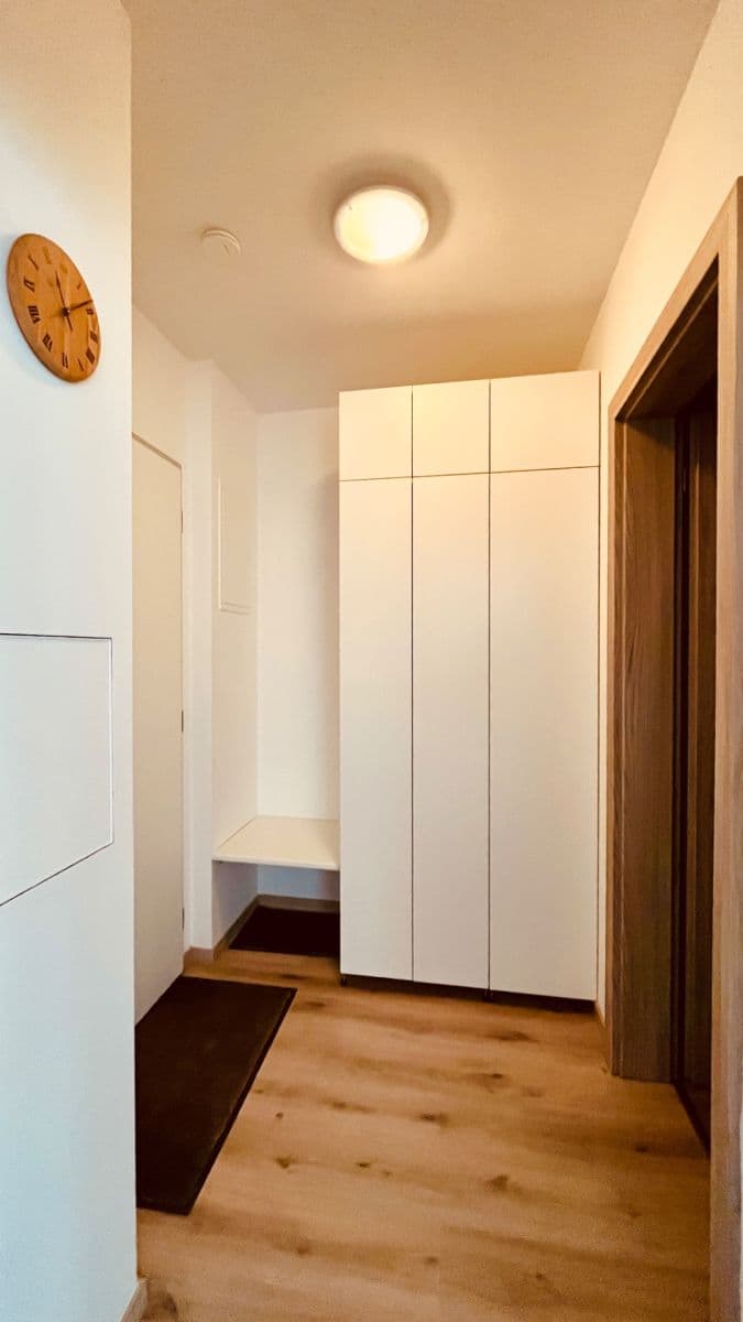 Predaj bytu 1-izbový 44 m², Vyletalova, Praha, Praha Predaj bytu 1-izbový 44 m², Vyletalova, Praha, Praha