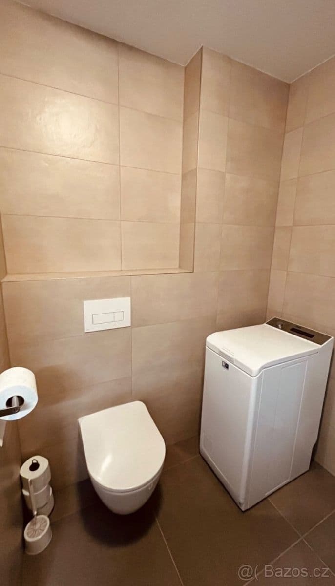Predaj bytu 1-izbový 44 m², Vyletalova, Praha, Praha Predaj bytu 1-izbový 44 m², Vyletalova, Praha, Praha