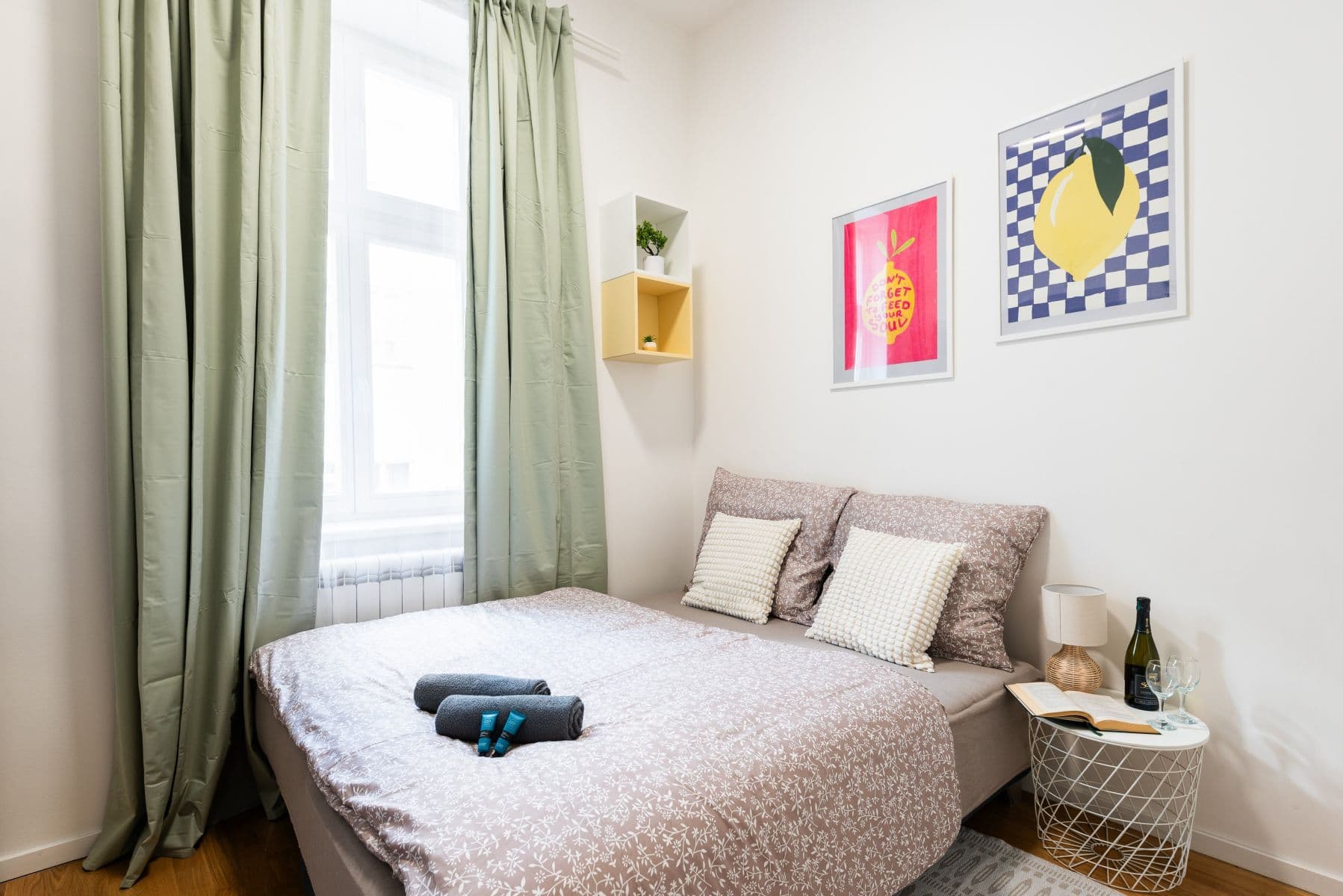 Prenájom bytu 18 m², Čelakovského sady, Praha, Praha Prenájom bytu 18 m², Čelakovského sady, Praha, Praha