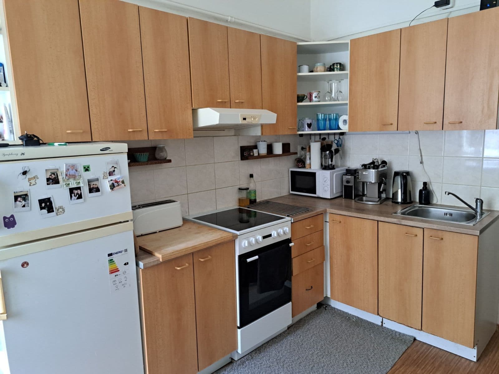 Prenájom bytu 1-izbový 40 m², Cetyňská, Praha, Praha Prenájom bytu 1-izbový 40 m², Cetyňská, Praha, Praha