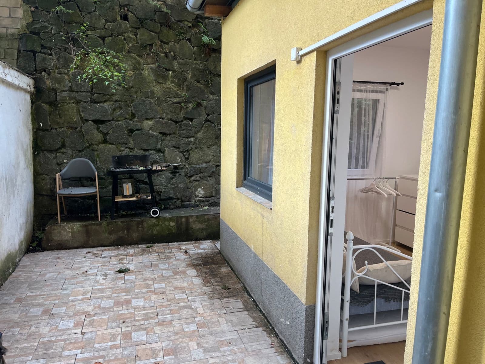 Prenájom bytu 1-izbový 15 m², Plzeňská, Praha, Praha Prenájom bytu 1-izbový 15 m², Plzeňská, Praha, Praha