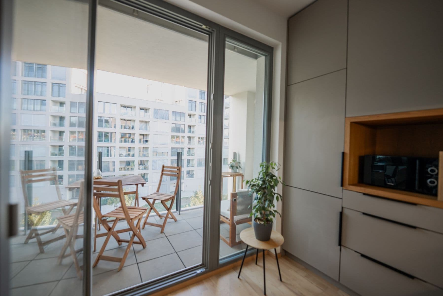 Prenájom bytu 2-izbový 58 m², Breitfeldova, Praha, Praha Prenájom bytu 2-izbový 58 m², Breitfeldova, Praha, Praha