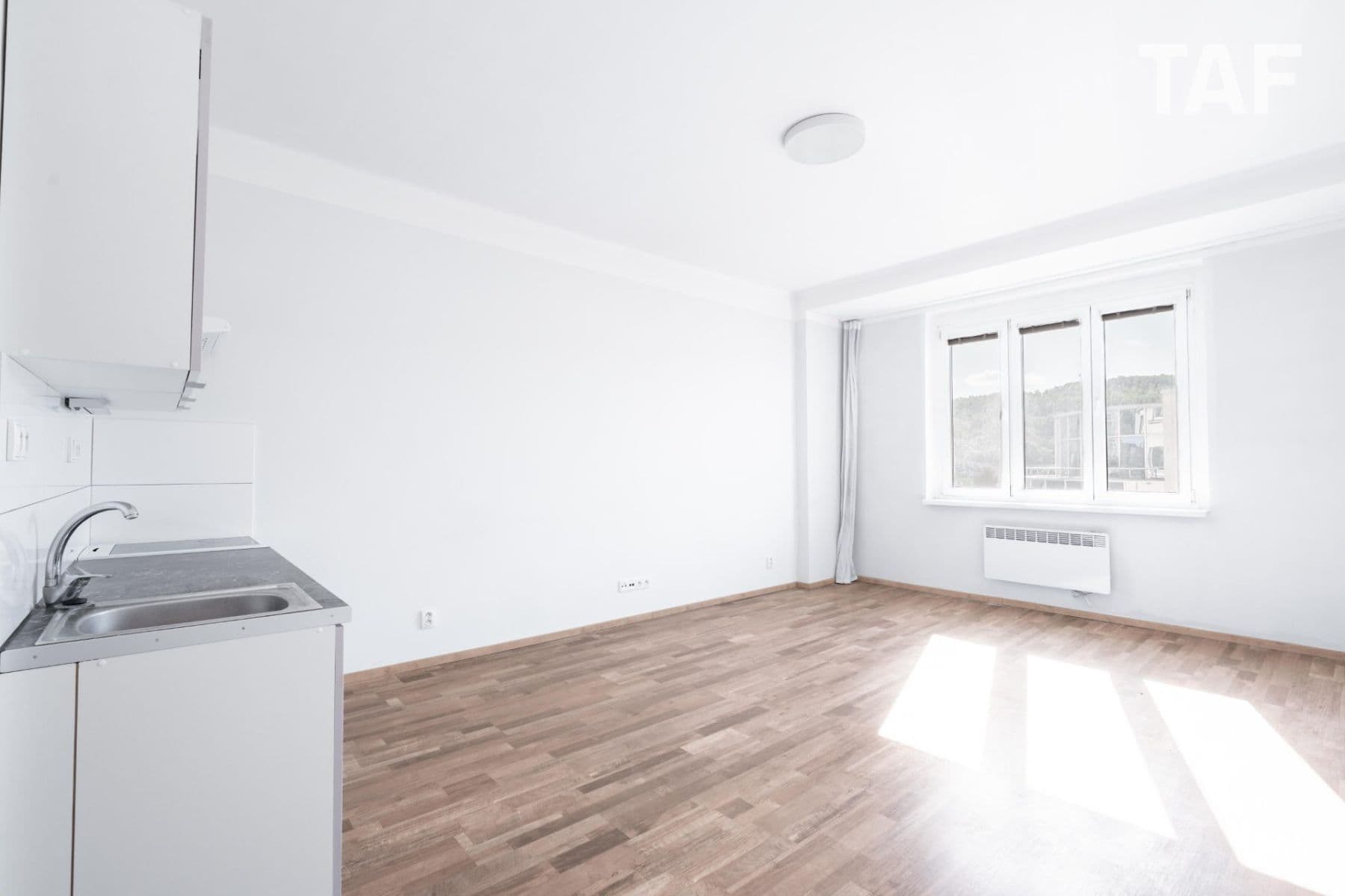 Predaj bytu 1-izbový 34 m², Přípotoční, Praha, Praha Predaj bytu 1-izbový 34 m², Přípotoční, Praha, Praha